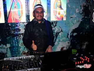 Foto 10 de Cave Electronic - Marzo 15 del 2014 en Cave Electronic, Cali