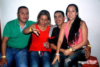 Foto 16 de Febrero 09 del 2013 en Miami Bar Cali, Cali