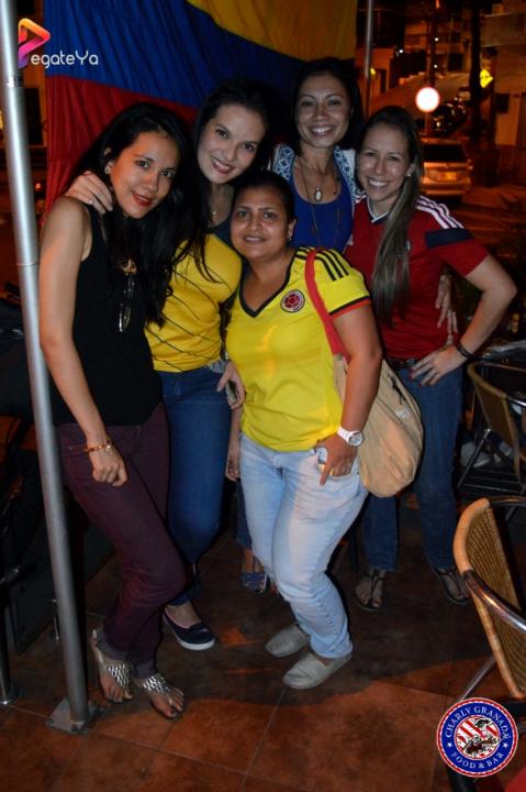 Foto 6 de Charly Granada - 4to FDS Junio 2015 en Charly, Cali