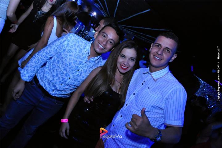 Foto 60 de Piso V - Sabado 11 de marzo de 2017 en Bar Piso V Bucaramanga, Bucaramanga