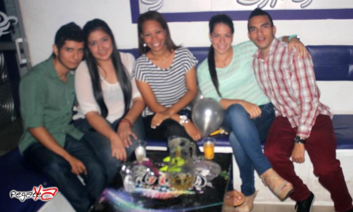 Foto 20 de Ahma Bar - 3er FDS Octubre en Ahma Cali, Cali