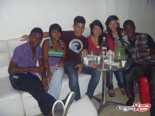 Foto 23 de Junio 02 del 2012 en Farah Lounge Cali, Cali