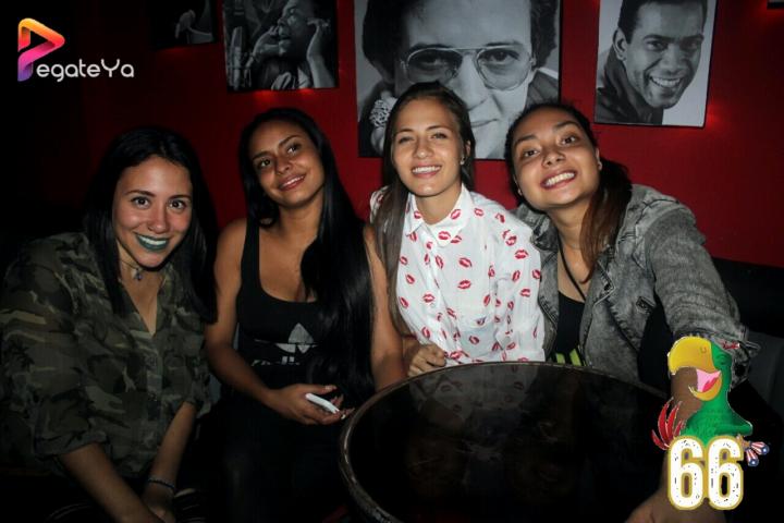 Foto 10 de La lora Bar - 1er Fds Junio 2016 en La Lora Bar, Cali