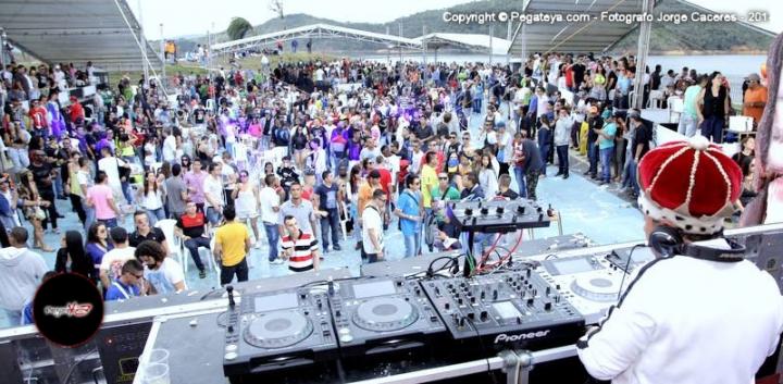Foto 106 de TOMORROWLAKE Lago Calima en Fiestas Colombia, Medellín