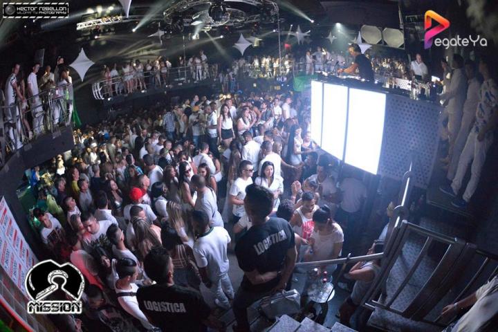 Foto 97 de 5ta Edicion Fiesta Blanca - Mission Club en Pegateya Cali, Cali