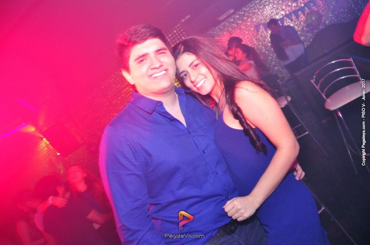 Foto 24 de PISO V - Sábado 3 de Mayo de 2017 en Bar Piso V Bucaramanga, Bucaramanga