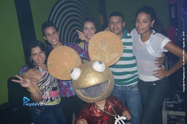 Foto 11 de El Manicomio sábado 29 de agosto 2015 en Discoteca El Manicomio Bucaramanga, Bucaramanga