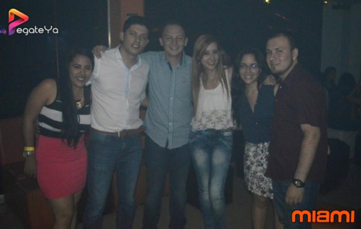 Foto 24 de Miami Bar - Amor y Amistad 2015 en Miami Bar Cali, Cali