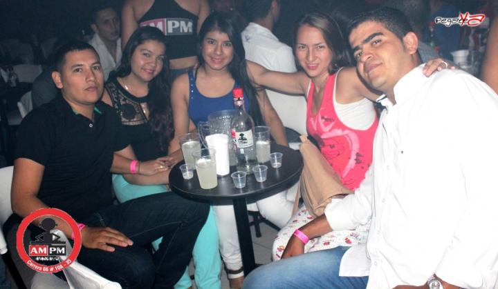 Foto 25 de Ampm Bar - Dic 6 y 13 del 2014 en Am / PM Bar - Cali, Cali