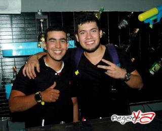 Foto 3 de Octubre 19 del 2013 en Moon Cocktail & Shots
