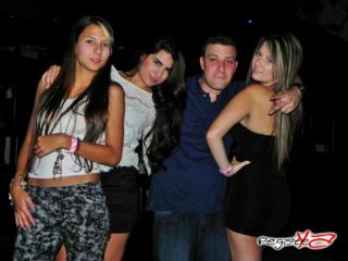 Foto 34 de DISCOTECA PRIZMA 4 DE MAYO de 2012 en Prizma Discoteca Medellin, Medellín