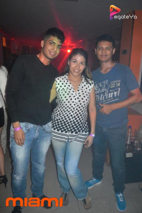 Foto 10 de Miami Bar . 5to FDS Abril 2015 en Miami Bar Cali, Cali