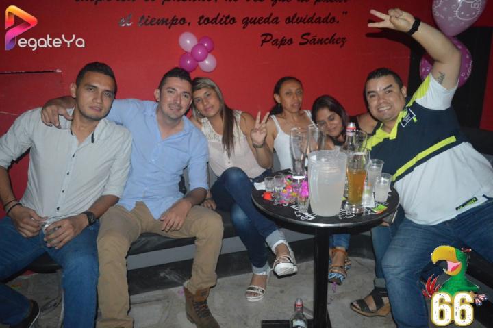 Foto 2 de La Lora Bar - 1er Fds Abril 2016 en La Lora Bar, Cali