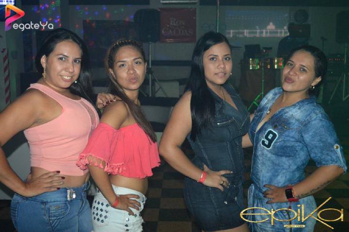 Foto 12 de Epika - Amor & Amistad Sep. 2016 en Epika Night Club, Cali