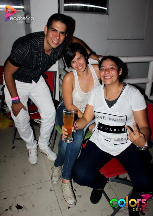 Foto 11 de Colors - Amor y Amistad 2015 en Colors Drinks