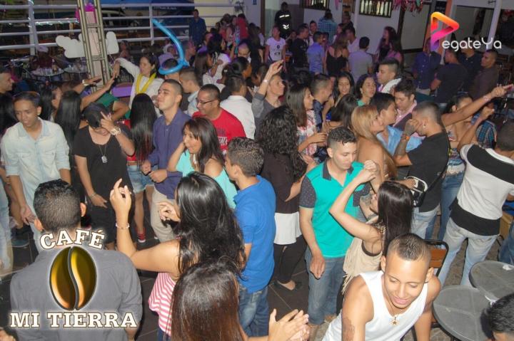 Foto 39 de Cafe mi Tierra - 5to Fds Abril 2016 en Cafe Mi Tierra, Cali