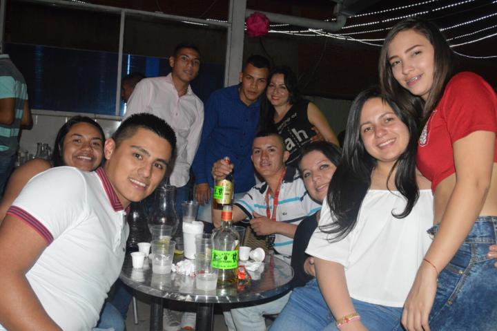 Foto 99 de Cafe Mi Tierra - 3er/4to Fds Marzo 2017 en Cafe Mi Tierra, Cali