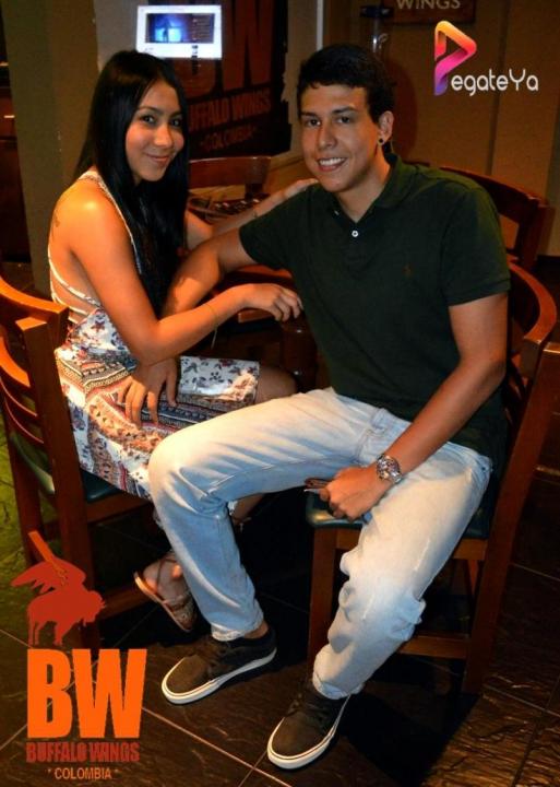 Foto 4 de Bufalo Wings - 4to FDS Julio 2015 en Búfalo Wings - Cali, Cali