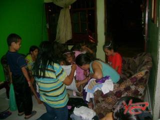Foto 4 de Barranca Las Granjas entrega donaciones en Barranca Las Granjas entrega donaciones, Barrancabermeja