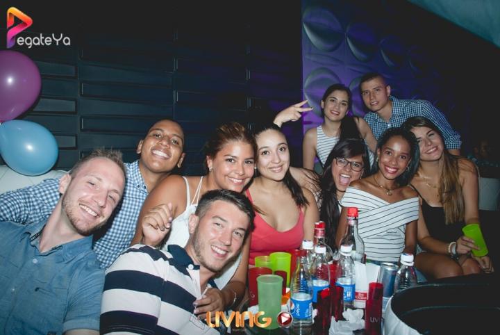 Foto 28 de Living - 1er & 2do Fds Agosto 2016 en Living Night Club, Cali