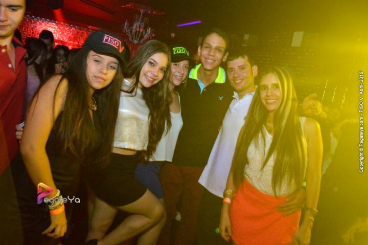 Foto 64 de PISO V - Sabado 16 de abril 2016 en Bar Piso V Bucaramanga, Bucaramanga