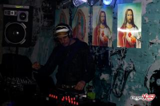 Foto 11 de Cave Electronic - Marzo 15 del 2014 en Cave Electronic, Cali