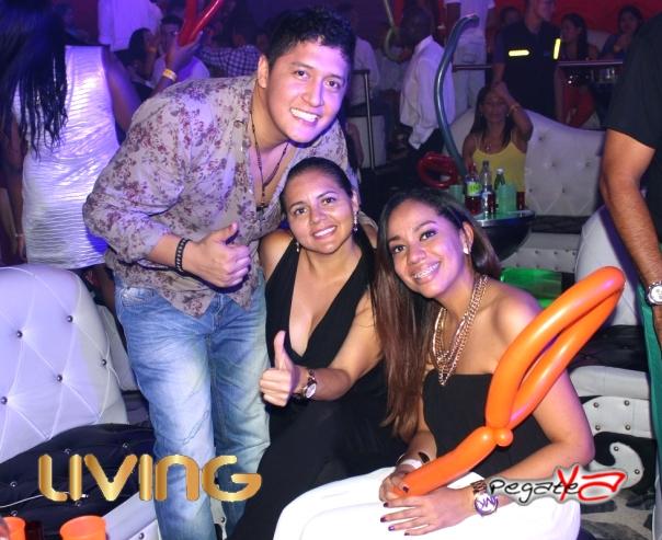 Foto 30 de Living - 5to FDS Nov 2014 en Living Night Club, Cali