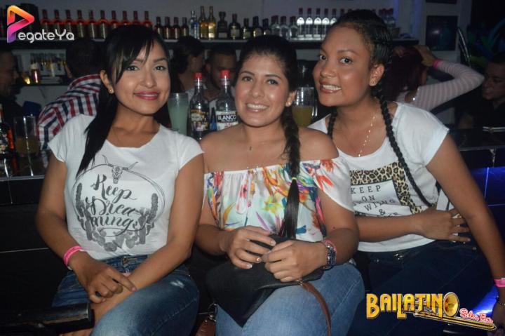 Foto 23 de Bailatino - 1er & 4to Fds Oct 2016 en Bailatino - Bar, Cali