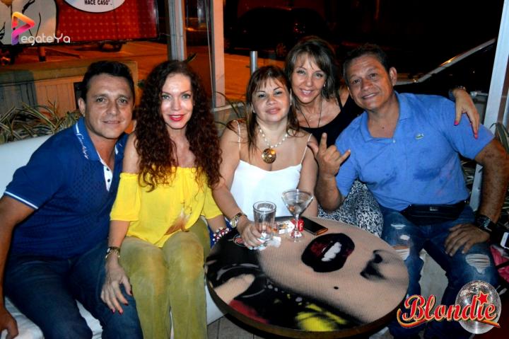 Foto 22 de Blondie - 4to FDS Febrero 2016 en Blondie Bar Cali, Cali