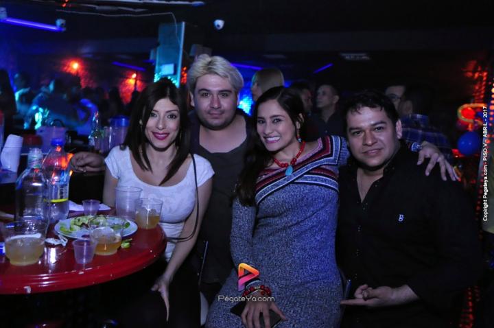 Foto 15 de PISO V - Sabado 8 de abril de 2017 en Bar Piso V Bucaramanga, Bucaramanga