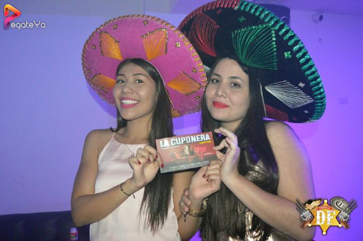 Foto 7 de El Df - 5to Fds Abril 2017 en El DF Club Discoteca