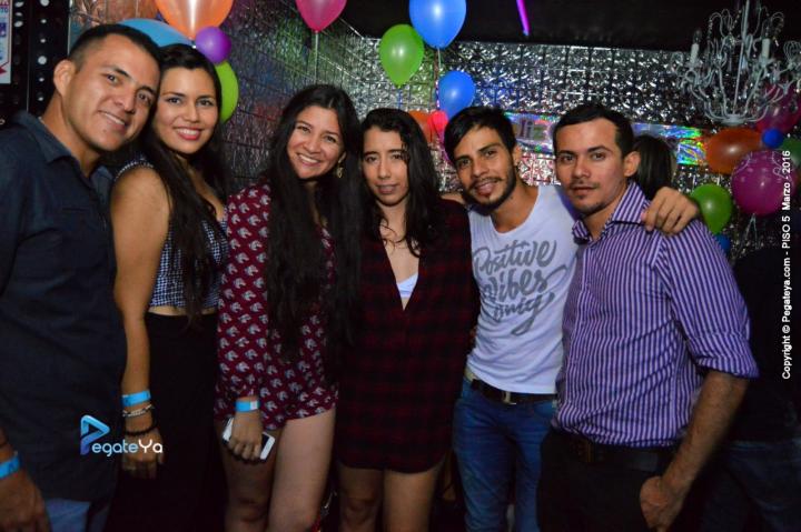 Foto 38 de PISO V - 12 marzo 2016 en Bar Piso V Bucaramanga, Bucaramanga