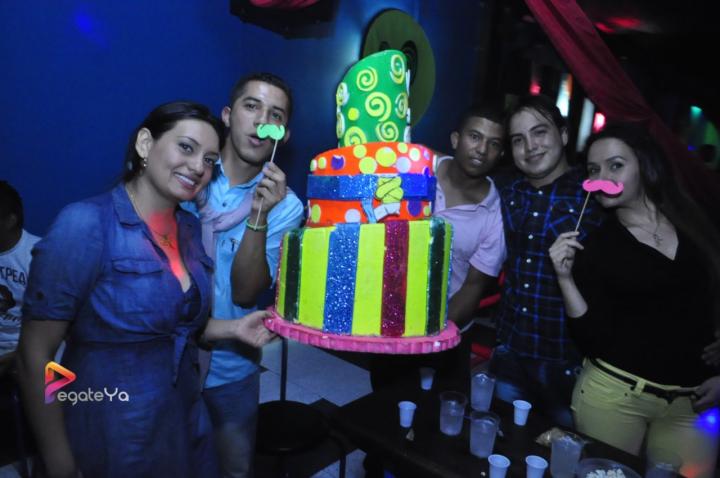 Foto 15 de El Manicomio sábado 30 de mayo 2015 en Discoteca El Manicomio Bucaramanga, Bucaramanga