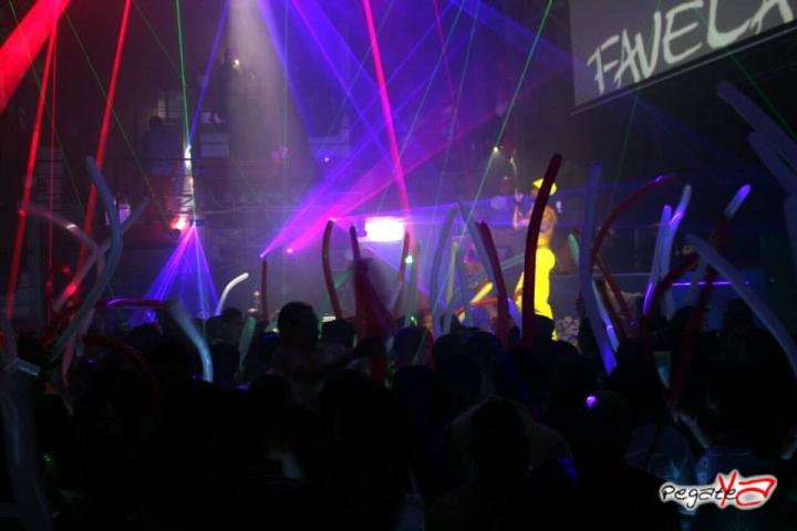 Foto 15 de Favela Amor y Amistad en Favela Club Menga, Cali
