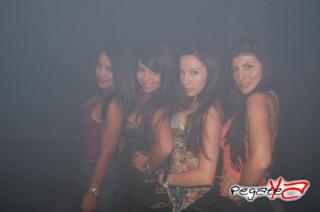 Foto 30 de Prizma 28 de Marzo en Prizma Discoteca Medellin, Medellín