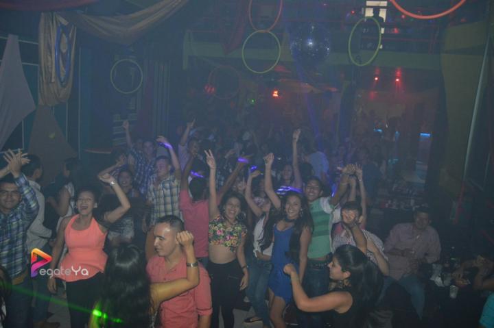 Foto 47 de El Manicomio sábado 28 de marzo 2015 en Discoteca El Manicomio Bucaramanga, Bucaramanga