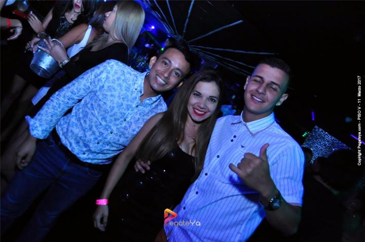 Foto 61 de Piso V - Sabado 11 de marzo de 2017 en Bar Piso V Bucaramanga, Bucaramanga