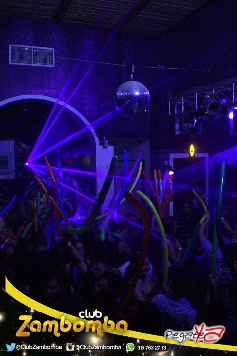 Foto 41 de ZAMBOMBA - julio 27 en Club Zambomba, Cali