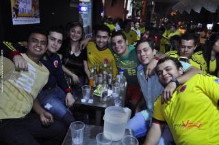 Foto 44 de Partido Colombia vs Ecuador en La Sala Club, Bucaramanga