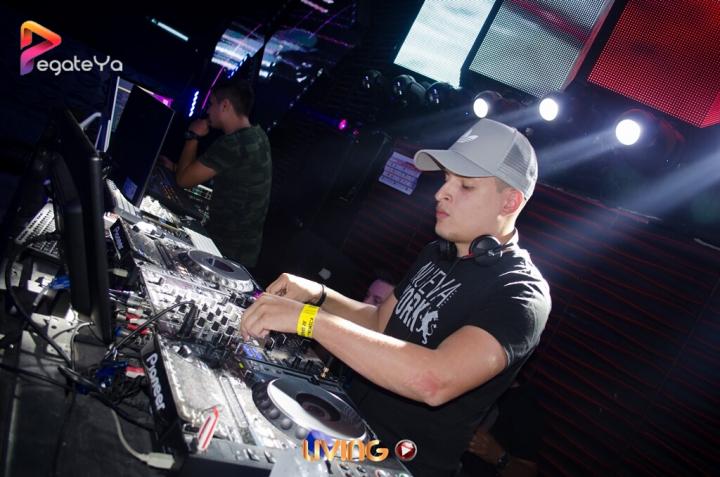 Foto 9 de Living - 1er Fds Febrero 2017 en Living Night Club, Cali