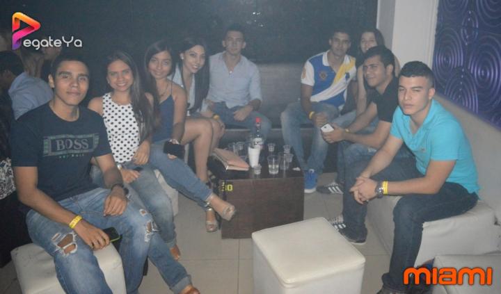 Foto 25 de Miami Bar - Amor y Amistad 2015 en Miami Bar Cali, Cali
