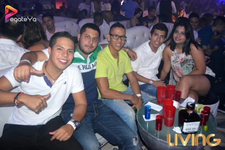 Foto 97 de Living - 3er & 4To Fds Octubre 2016 en Living Night Club, Cali