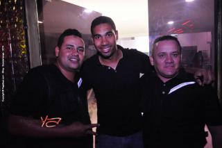 Foto 64 de Bar BLING 12 de abril de 2014 en Bar Bling Bucaramanga, Bucaramanga