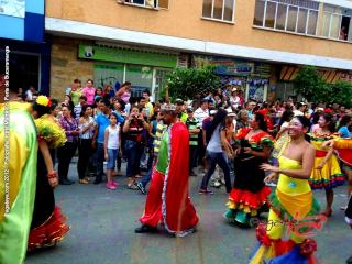Foto 25 de Carrozas feria de Bucaramanga 2012 en Carrozas feria de Bucaramanga 2012, Bucaramanga