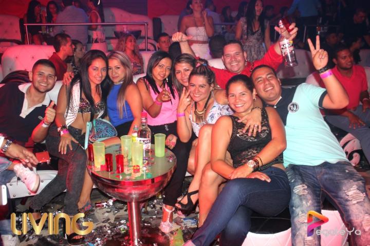 Foto 58 de Living - Enero 17 y 24 del 2015 en Living Night Club, Cali