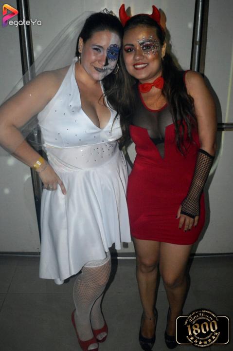 Foto 32 de 1800 Halloween 2015 - en Penthouse 1800, Cali