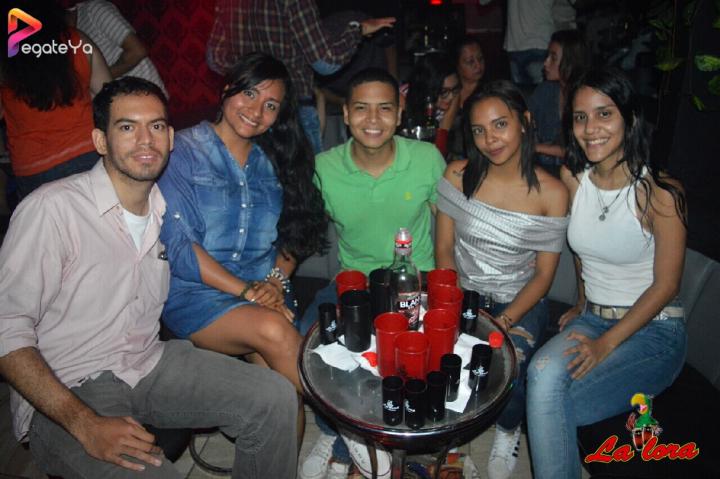 Foto 10 de La Lora - 4to Fds Abril 2017 en La Lora Bar, Cali