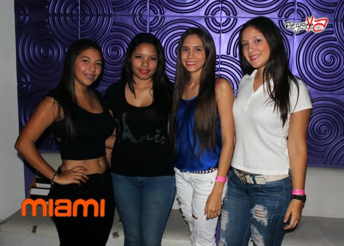 Foto 8 de Miami Bar - Halloween 2014 en Miami Bar Cali, Cali