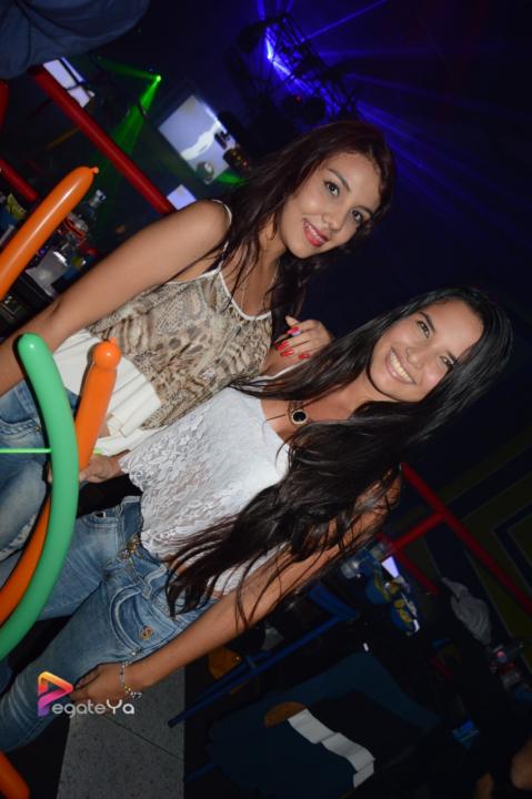 Foto 20 de El Manicomio sábado 18 de julio 2015 en Discoteca El Manicomio Bucaramanga, Bucaramanga