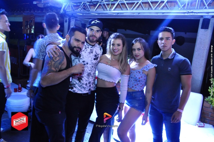 Foto 121 de The Roof Top Acuarela – 2018 en Fiestas Colombia, Medellín